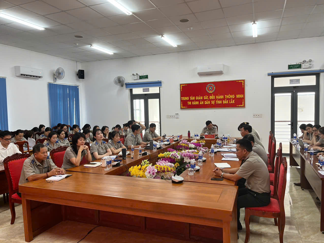 toan-canh-t5-019df5c53e6a758eafb5efa830116c7a.jpg toan canh t5.jpg