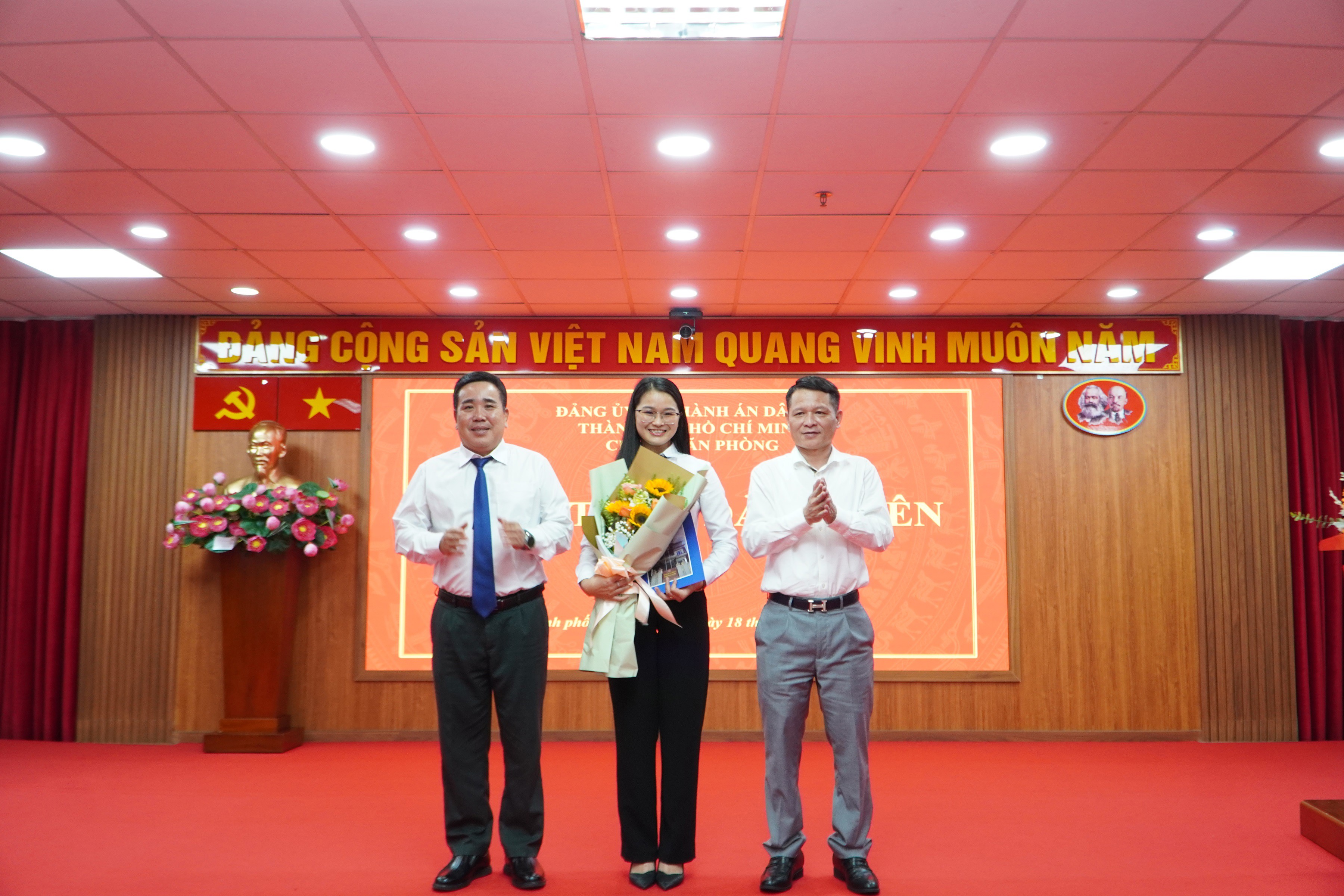Ảnh đại diện Chi bộ Văn phòng Thi hành án dân sự TP. Hồ Chí Minh: Nâng tổng số lên 18 Đảng viên