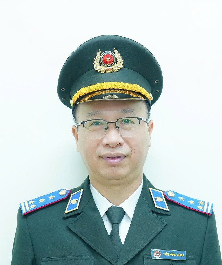 vp-d-c-quang-019e1a0519b57d27bfb67725cbf93d34.jpg VP Đ,c Quang.jpg