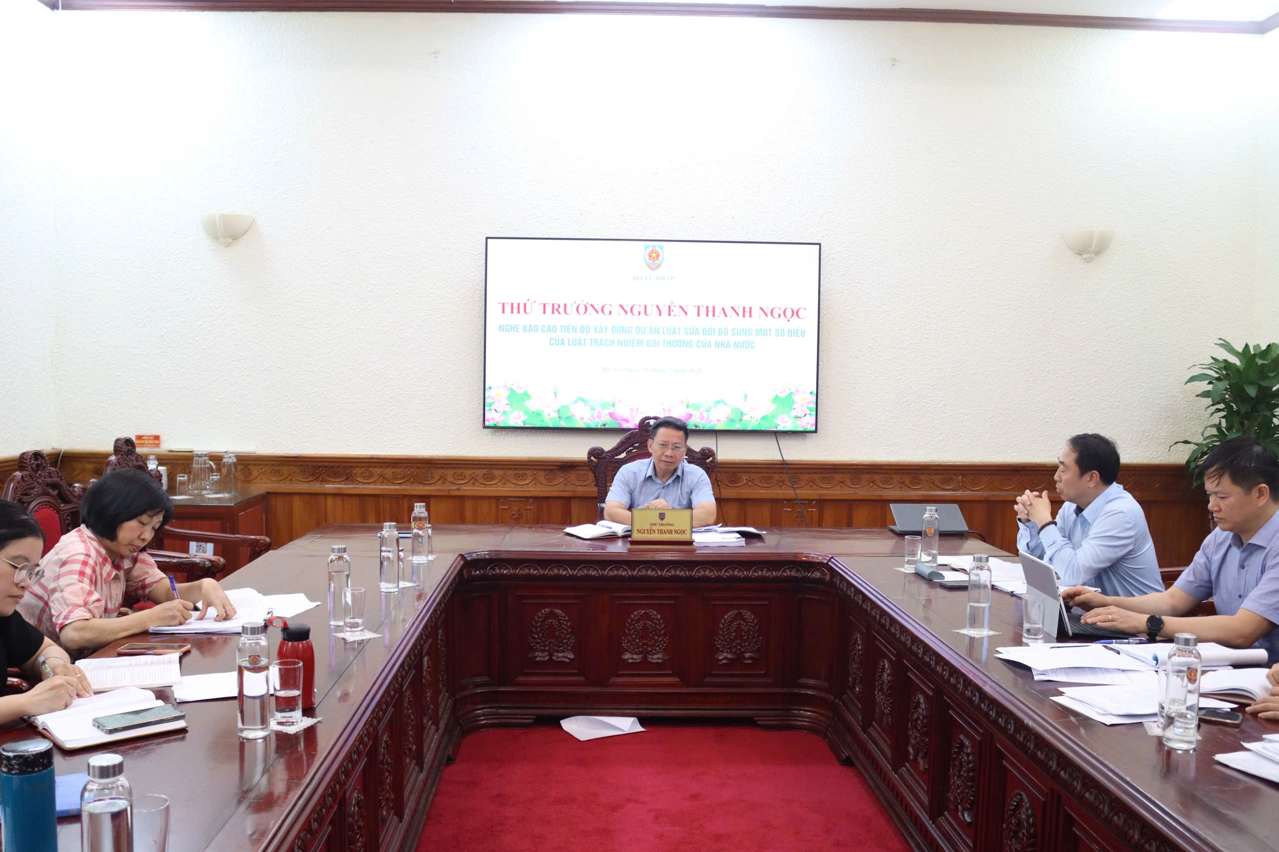 Thứ trưởng Nguyễn Thanh Ngọc cho ý kiến về dự án Luật sửa đổi, bổ sung một số điều của Luật Trách nhiệm bồi thường của Nhà nước