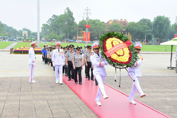 Ảnh đại diện Kỷ niệm 136 năm Ngày sinh Chủ tịch Hồ Chí Minh (19/5/1890 – 19/5/2026): Hệ thống Thi hành án dân sự ghi khắc lời Bác, quyết tâm xây dựng nền thi hành án dân sự chuyên nghiệp, liêm chính, hiện đại, phụng sự Nhân dân