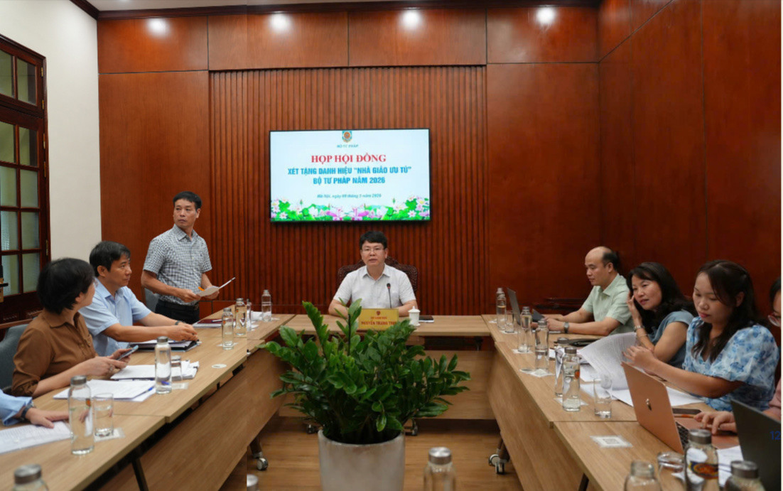 Ảnh đại diện họp hội đồng xét tặng danh hiệu “nhà giáo ưu tú” bộ tư pháp năm 2026