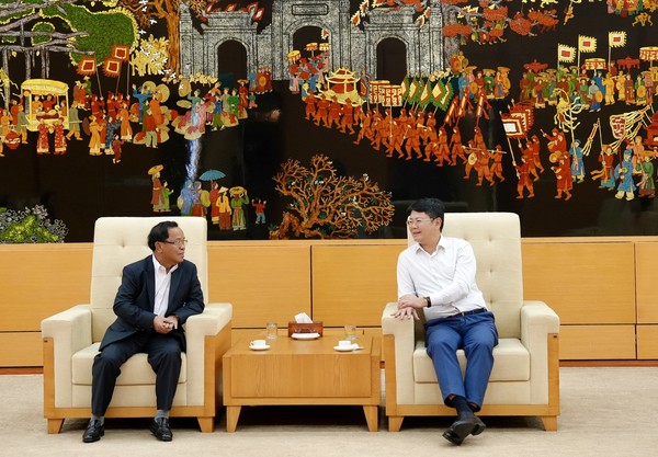 Ảnh đại diện Thứ trưởng Nguyễn Thanh Tịnh tiễn Đoàn công tác cấp cao Bộ Tư pháp Lào kết thúc tốt đẹp chuyến thăm Việt Nam