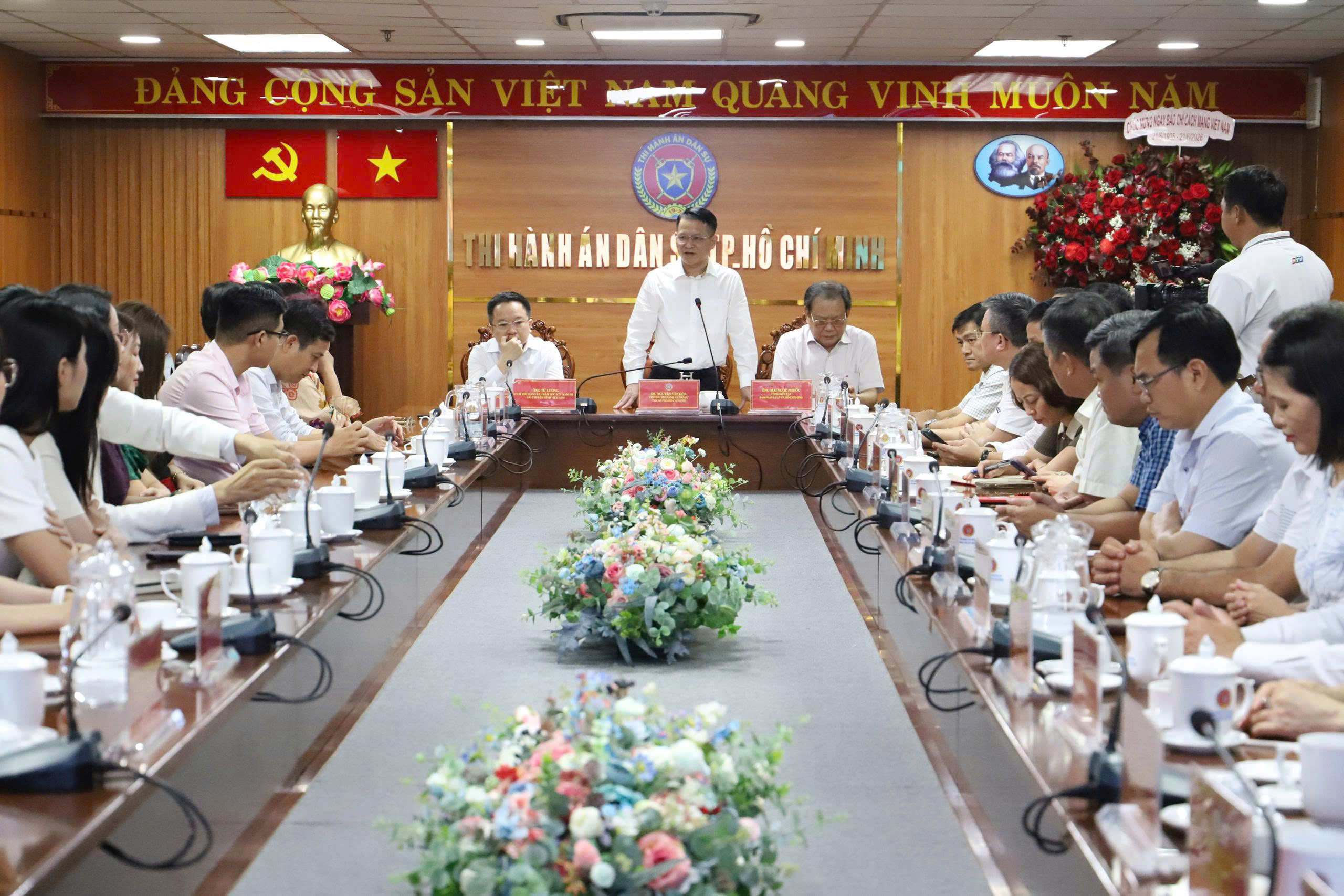 Ảnh đại diện Thi hành án dân sự Thành phố Hồ Chí Minh gặp mặt các cơ quan báo chí nhân kỷ niệm 101 năm Ngày Báo chí Cách mạng Việt Nam