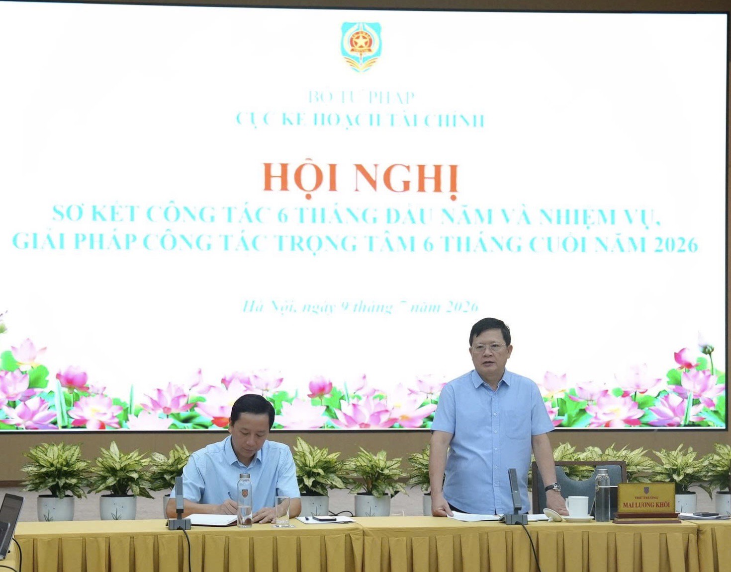 Thứ trưởng Mai Lương Khôi phát biểu.